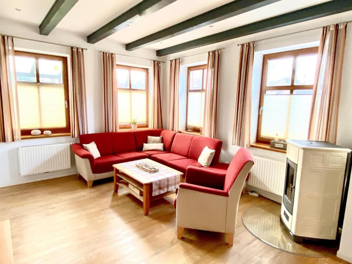 Oltmanns Ferienhaus Bummert Am Hafen Greetsiel Exterior photo