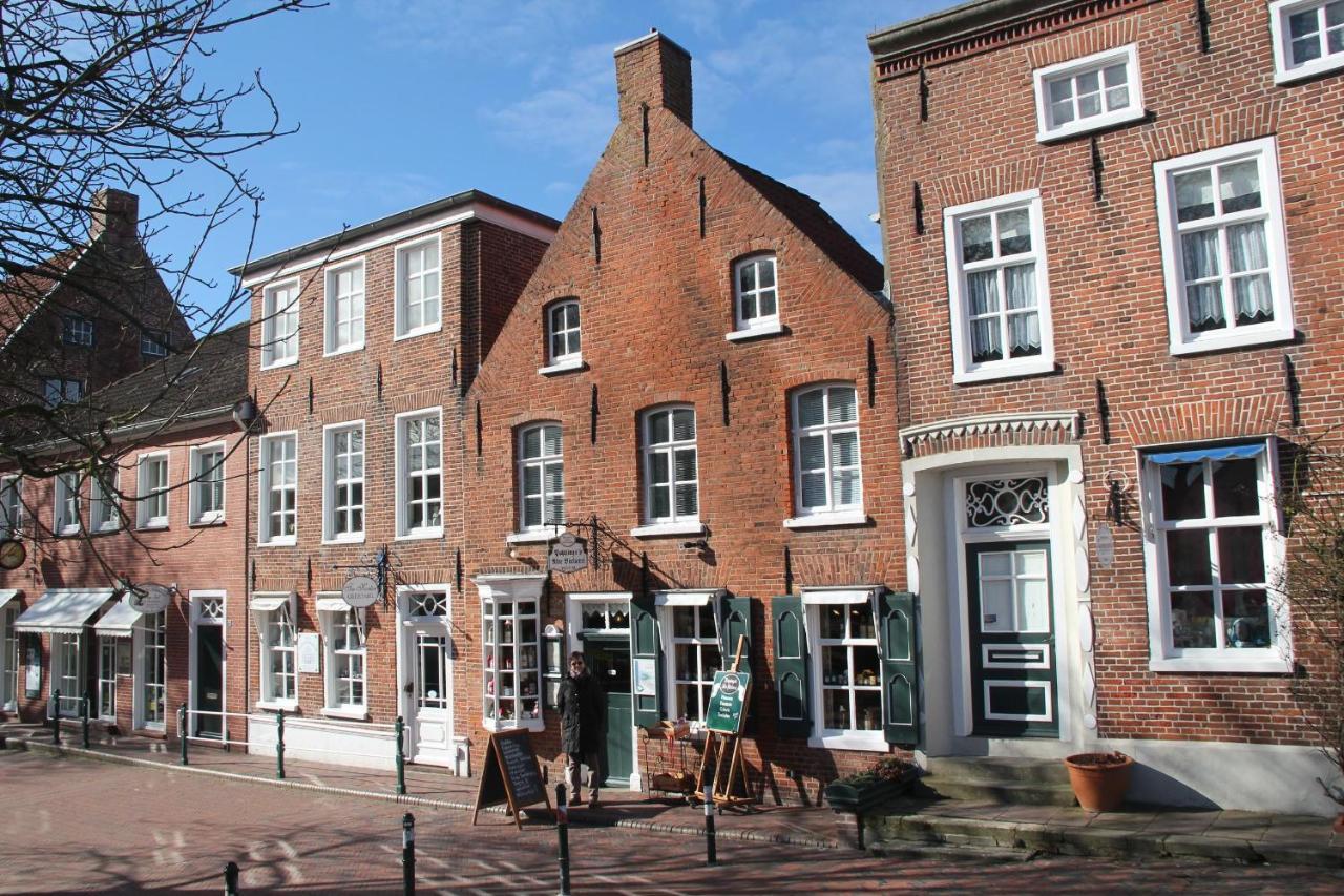 Oltmanns Ferienhaus Bummert Am Hafen Greetsiel Exterior photo